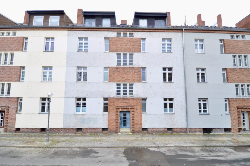 Hausansicht - Straße II