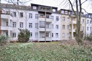 Hausansicht - Garten  III