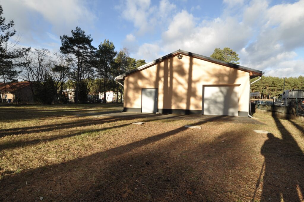 Rückansicht mit Garage 2