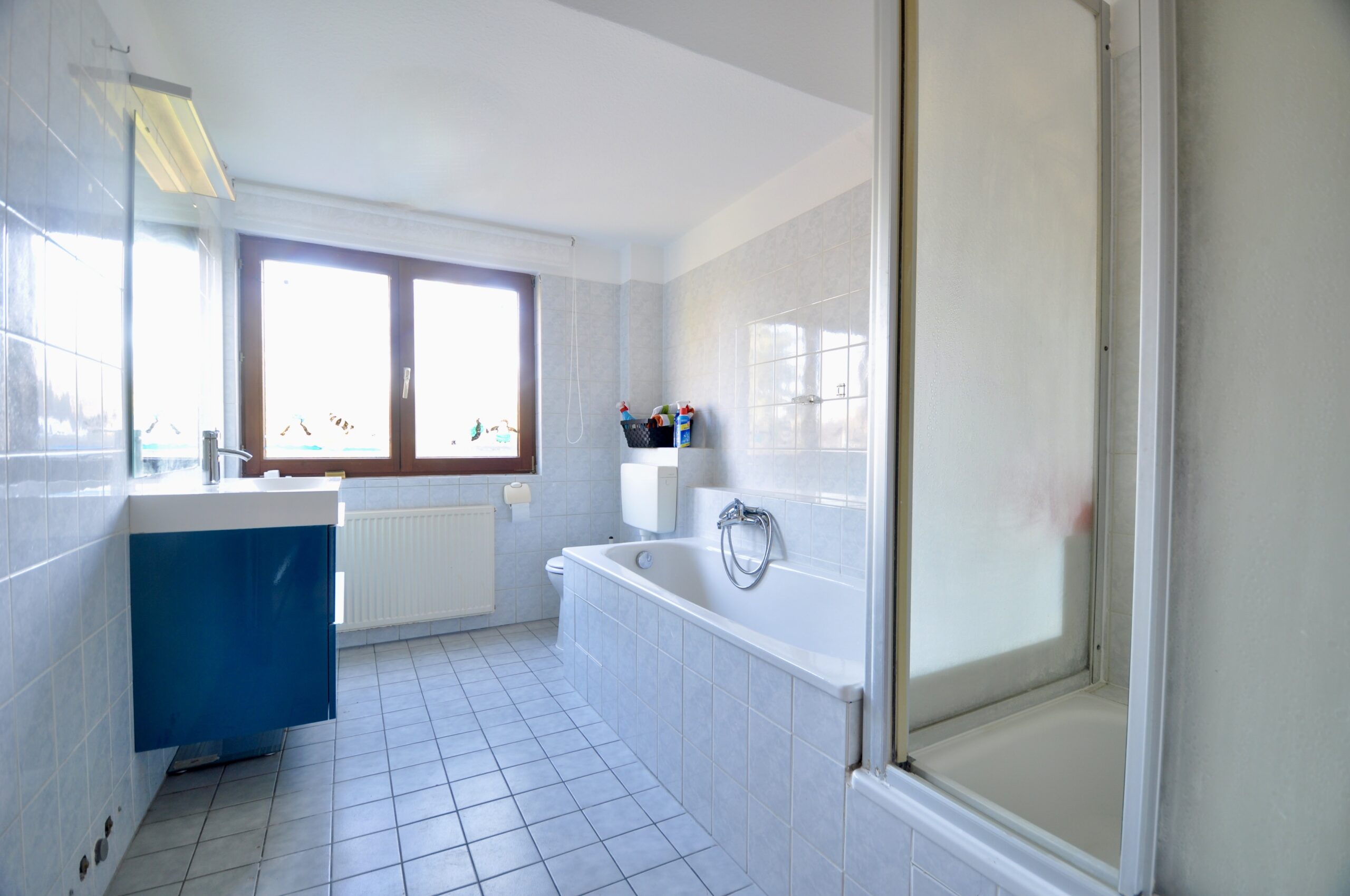 Wannen-Duschbad Obergeschoss