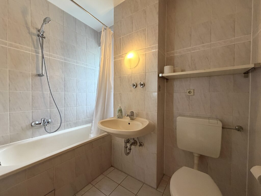 Badezimmer I