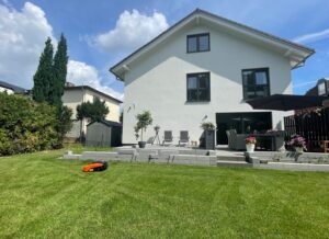 Hausansicht Garten II