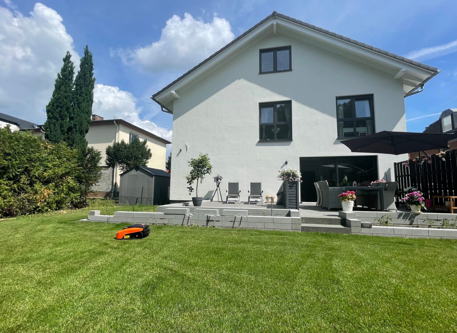 Hausansicht Garten II