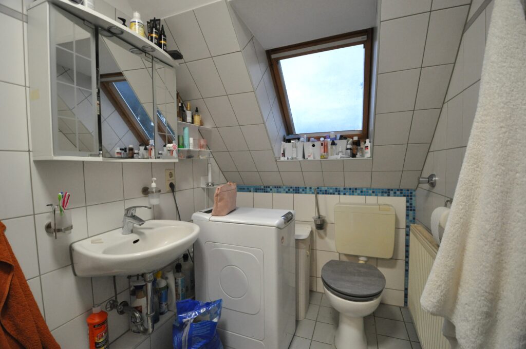 Badezimmer 2.OG - I