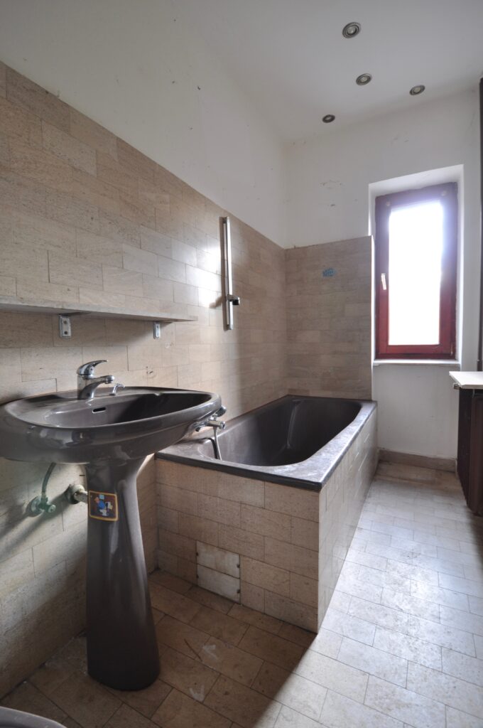Badezimmer EG I