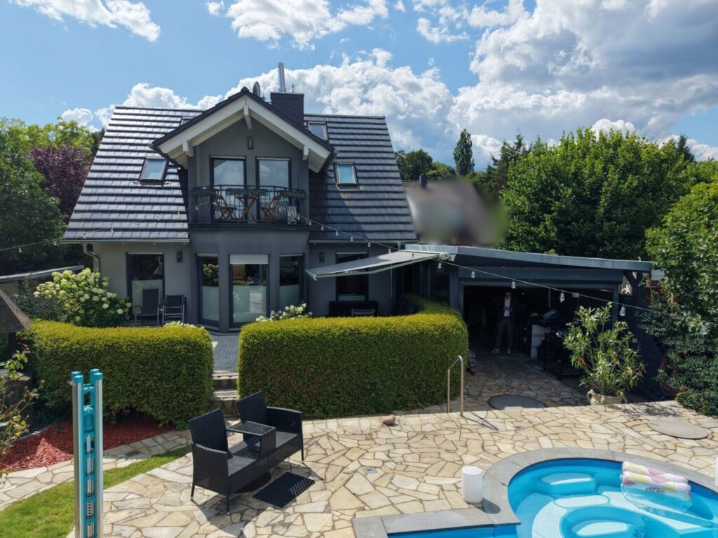 Terrasse am Haus III