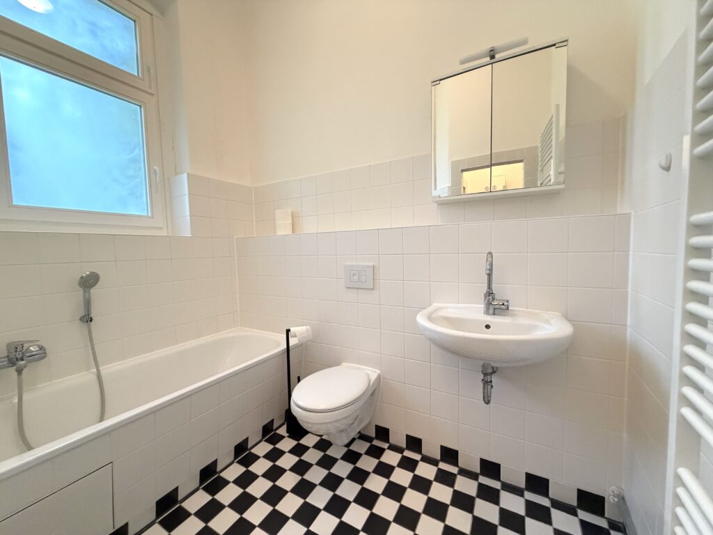 Badezimmer I
