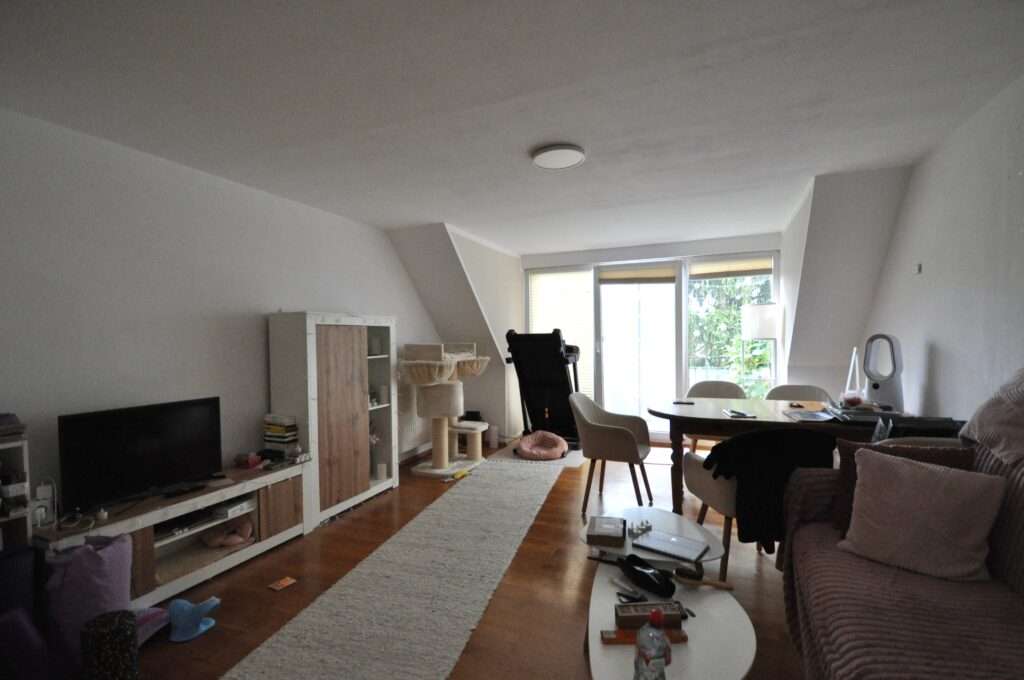 Wohnzimmer 2.OG - II