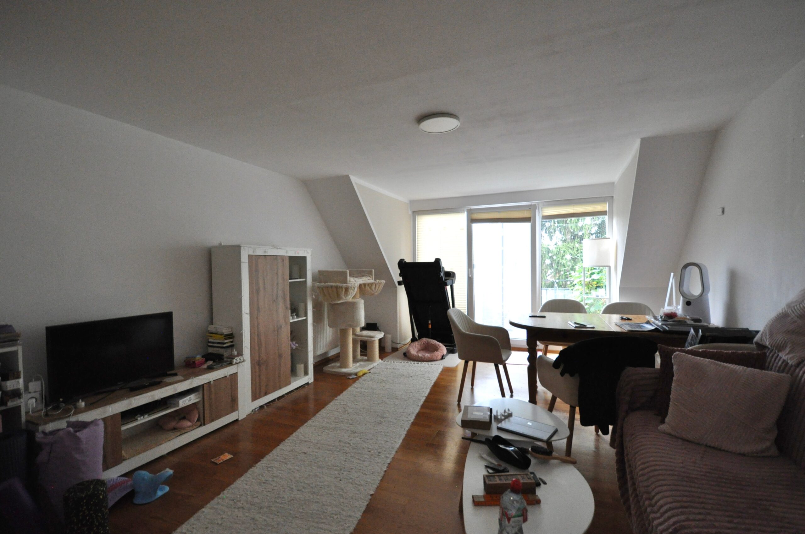 Wohnzimmer 2.OG - II