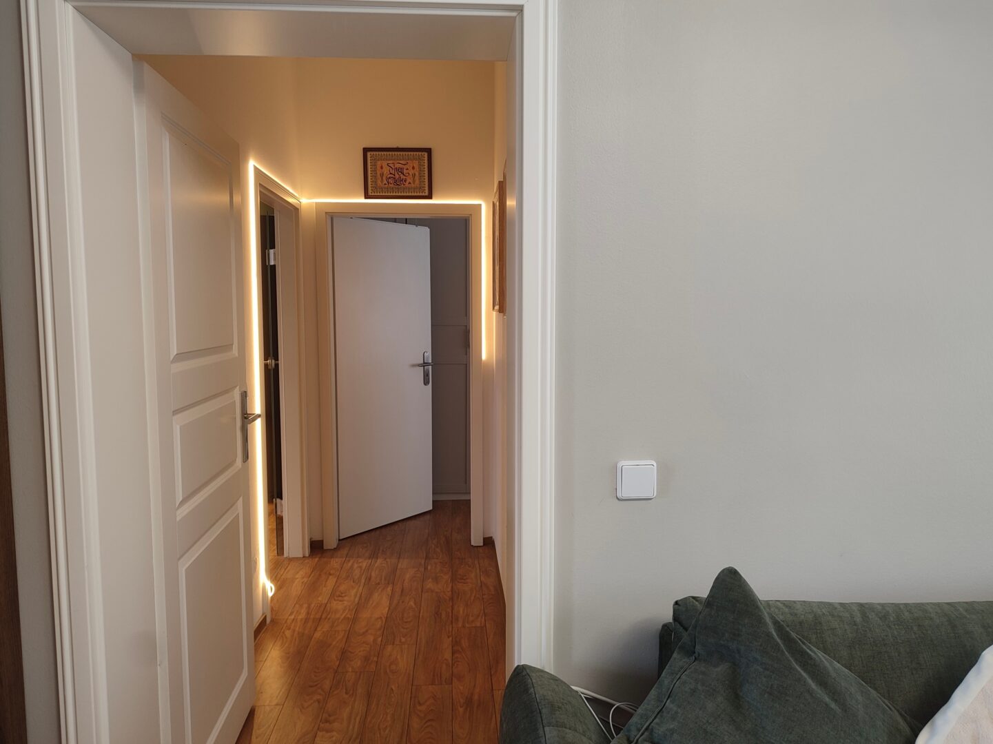 Flur zur Küche und Schlafzimmer II
