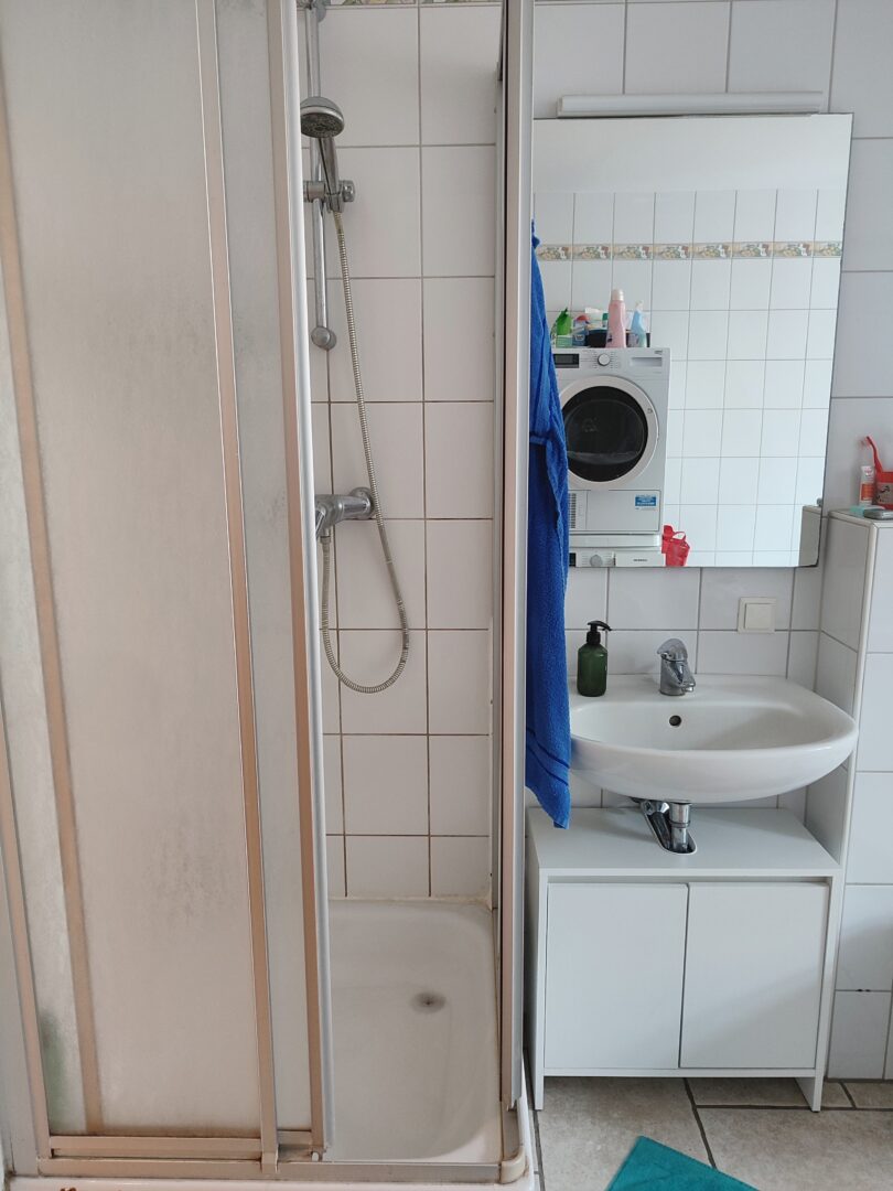 großes Badezimmer II